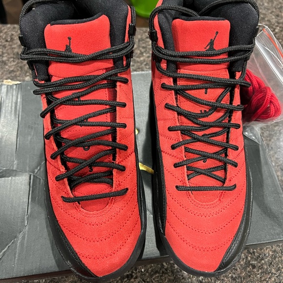 Air Jordan 12 Retro GS ‘Reverse Flu Game’ - Picture 8 of 9